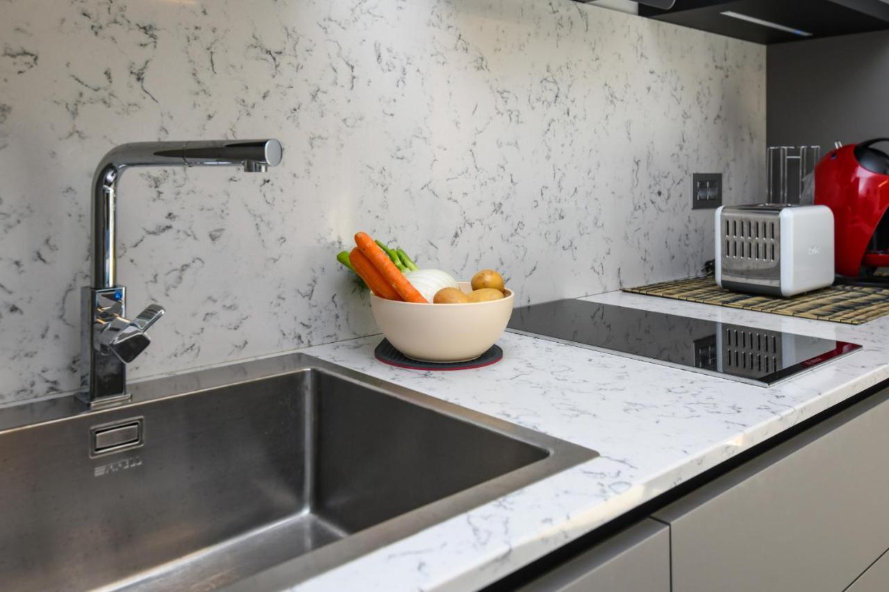 דסנזאנו דל גארדה Rio Beach Apartment מראה חיצוני תמונה